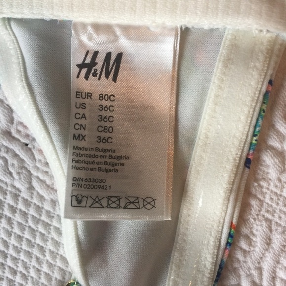 H&M’s bathing suit top - Picture 3 of 5